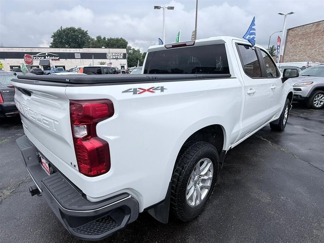 Chevrolet Silverado 1500 4WD Crew Cab 147" LT 2020