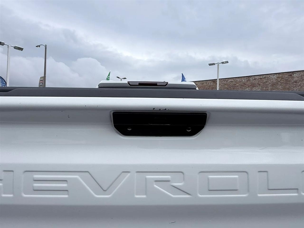 Chevrolet Silverado 1500 4WD Crew Cab 147" LT 2020