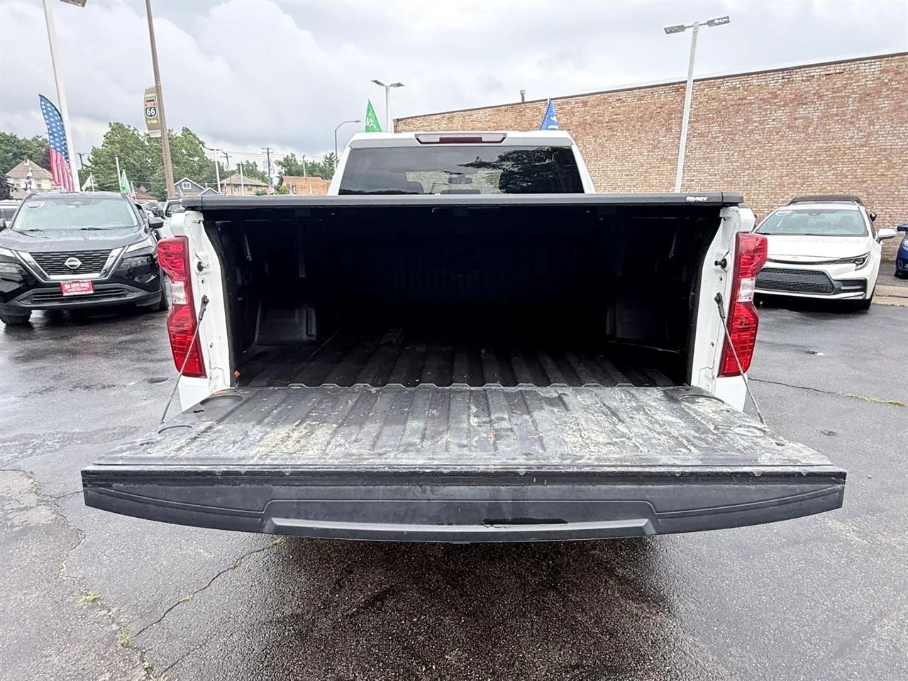 Chevrolet Silverado 1500 4WD Crew Cab 147" LT 2020
