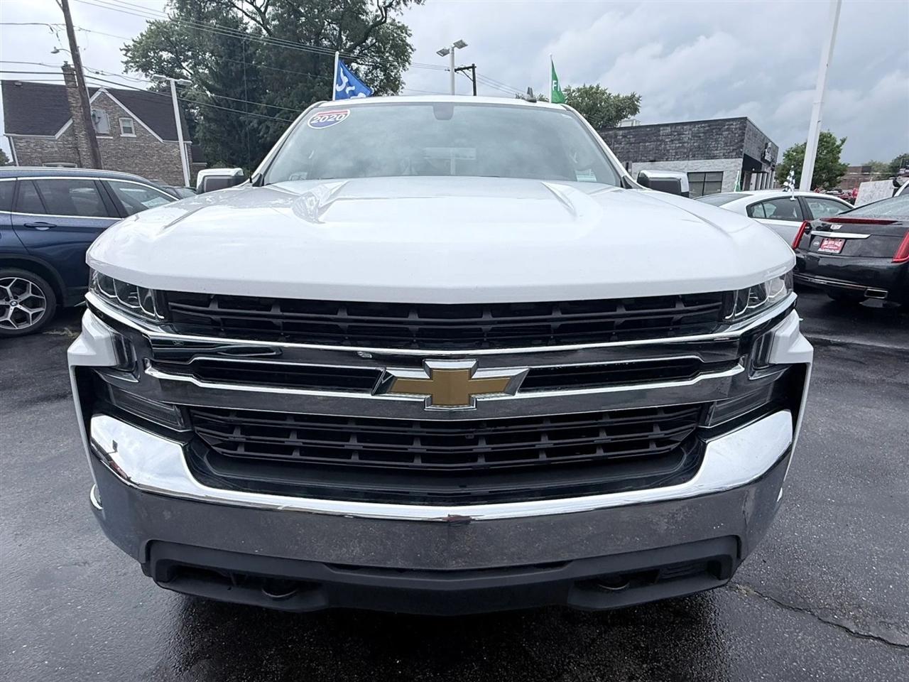 Chevrolet Silverado 1500 4WD Crew Cab 147" LT 2020