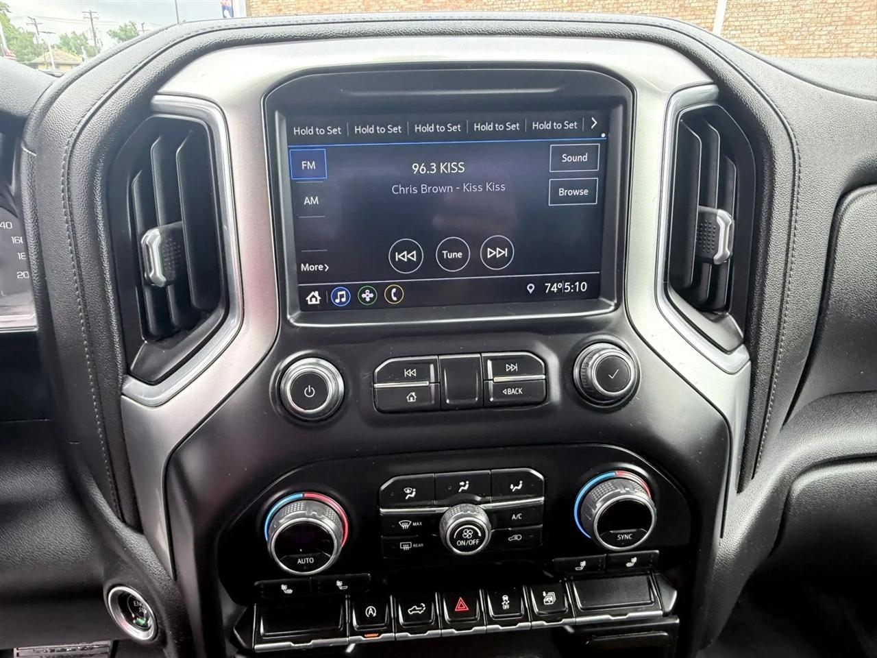 Chevrolet Silverado 1500 4WD Crew Cab 147" LT 2020