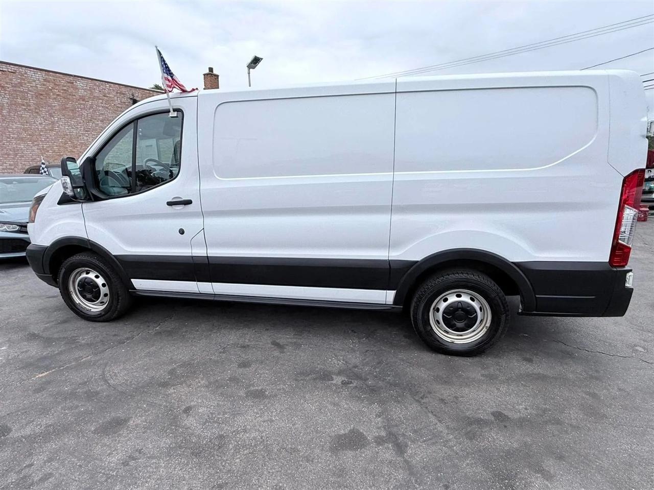 Ford Transit Van T-150 130" Low Rf 8600 GVWR Sliding RH Dr 2019