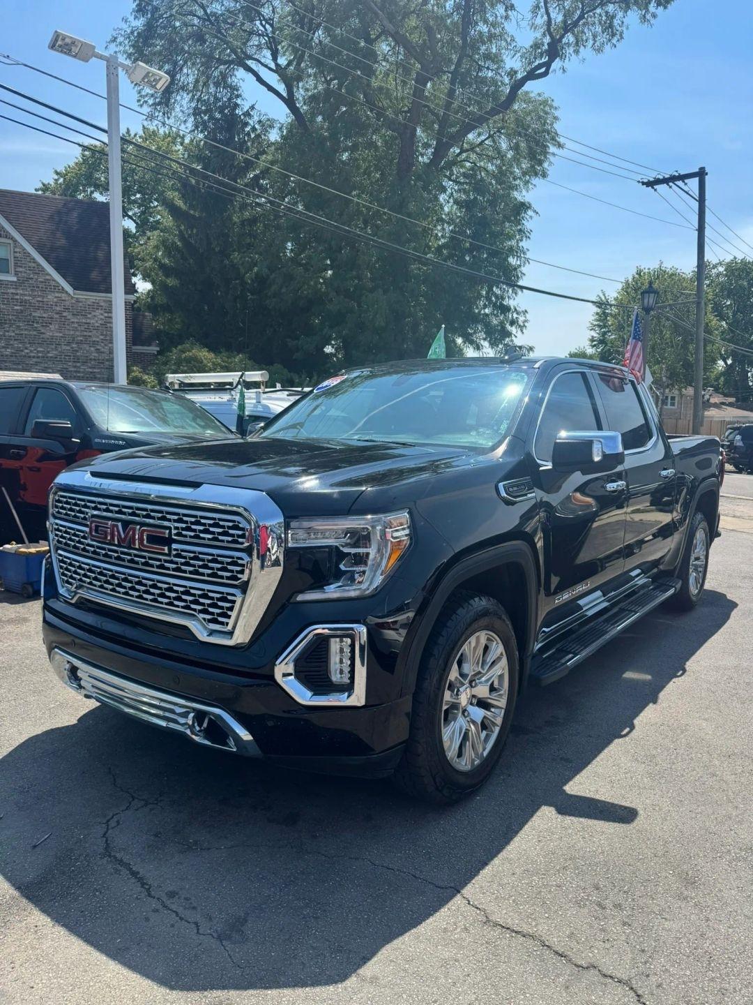 GMC Sierra 1500 4WD Crew Cab 147" Denali 2019
