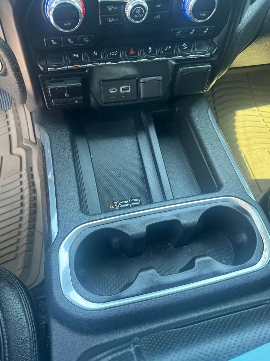 GMC Sierra 1500 4WD Crew Cab 147" Denali 2019