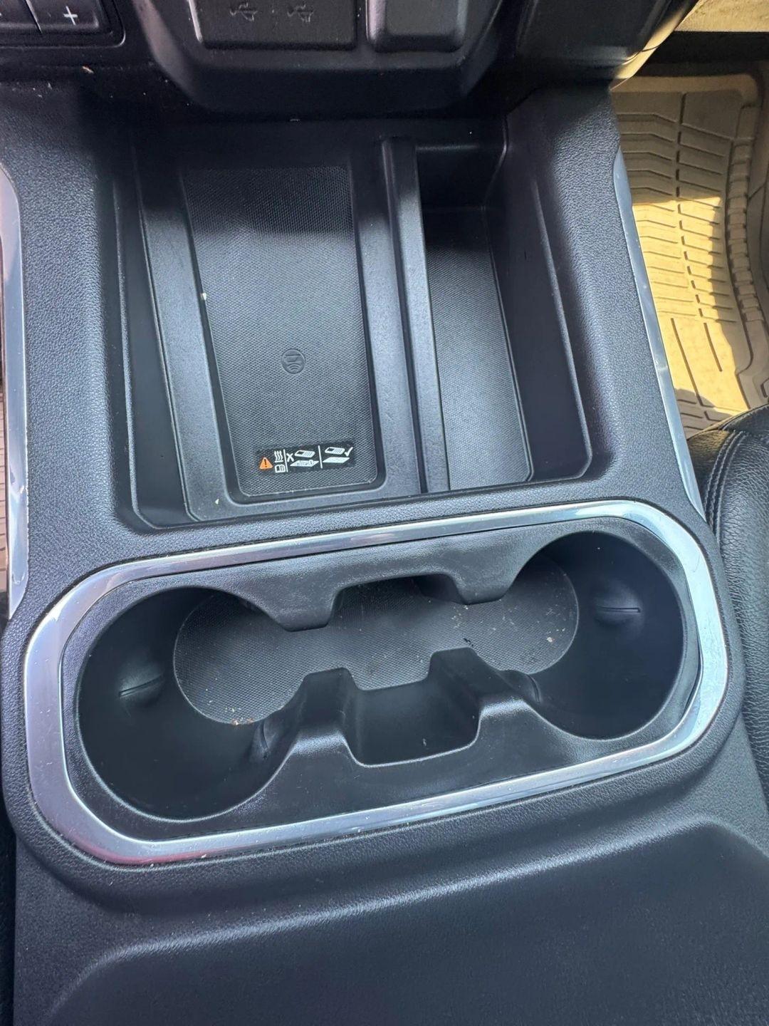 GMC Sierra 1500 4WD Crew Cab 147" Denali 2019