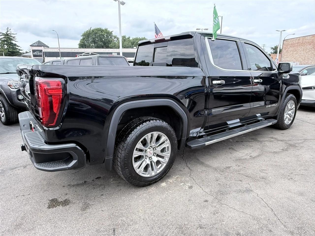 GMC Sierra 1500 4WD Crew Cab 147" Denali 2019
