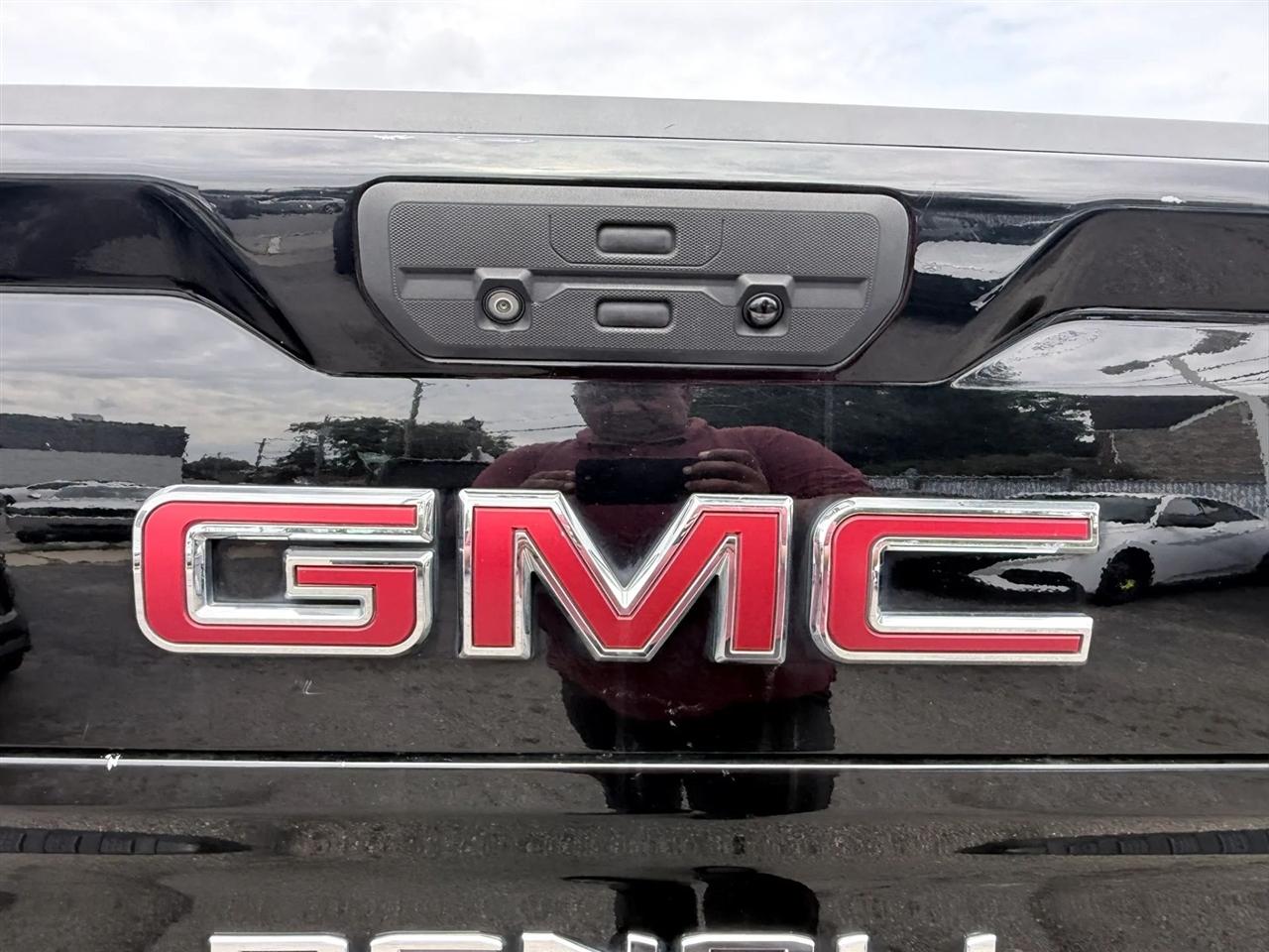 GMC Sierra 1500 4WD Crew Cab 147" Denali 2019
