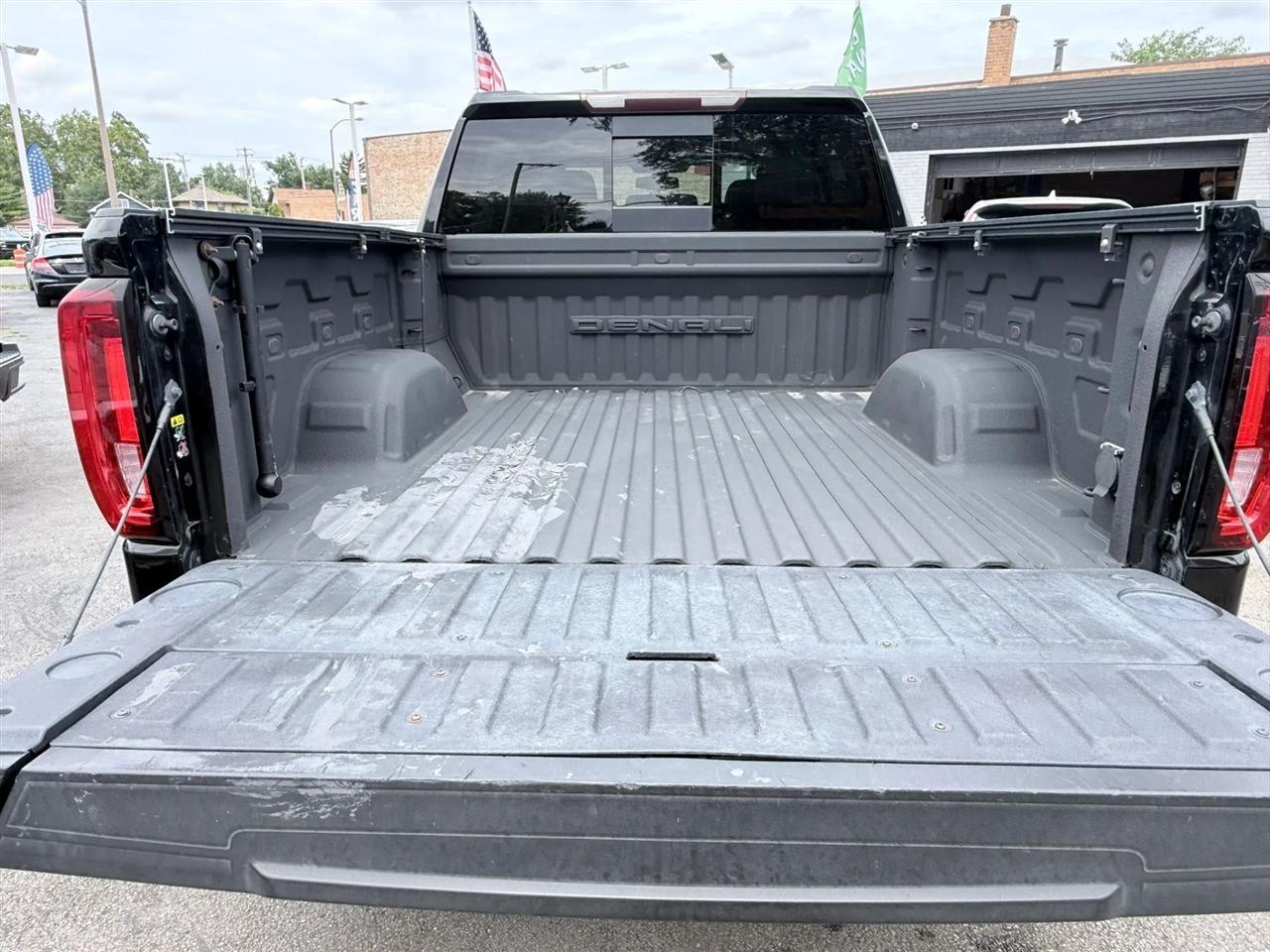 GMC Sierra 1500 4WD Crew Cab 147" Denali 2019