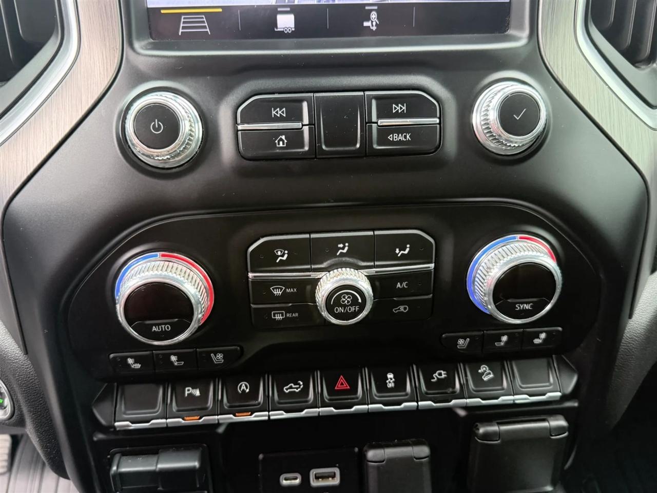 GMC Sierra 1500 4WD Crew Cab 147" Denali 2019