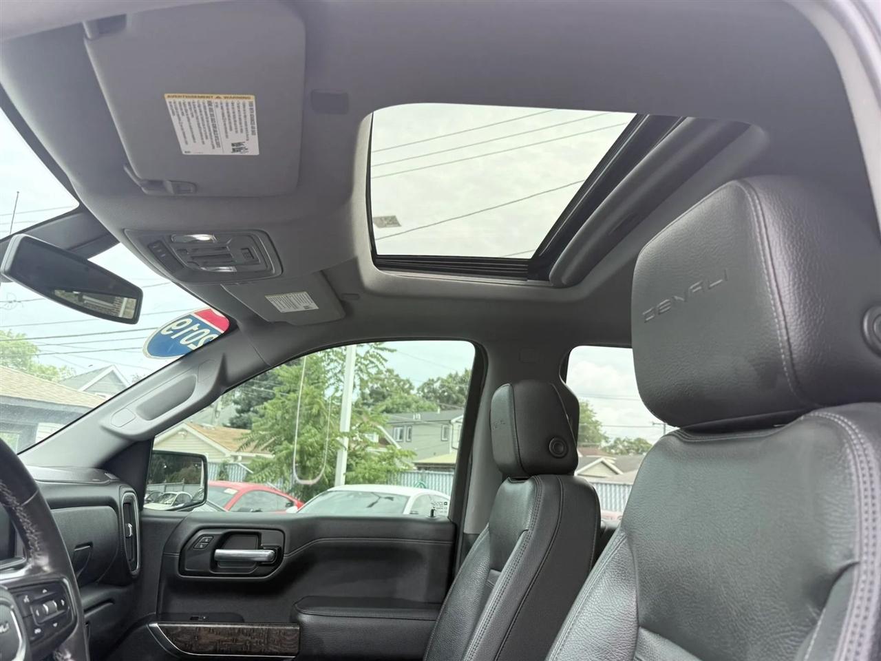 GMC Sierra 1500 4WD Crew Cab 147" Denali 2019
