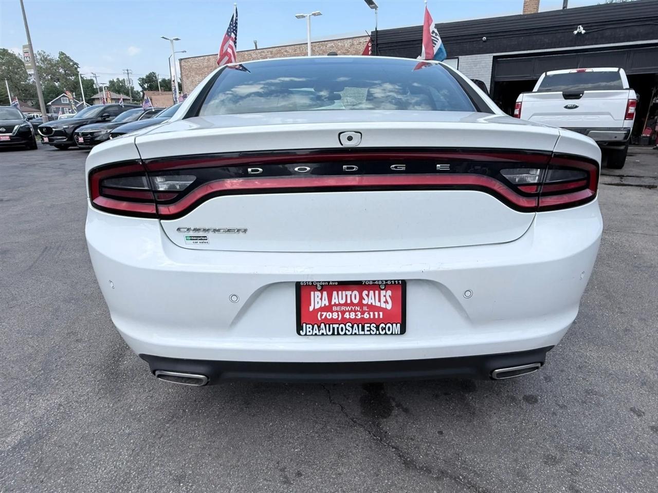Dodge Charger SXT RWD 2019