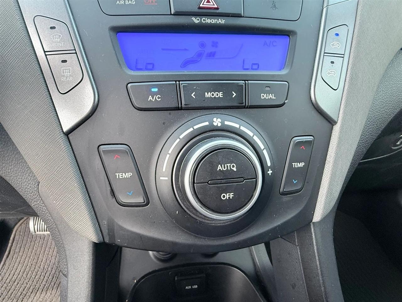 Hyundai Santa Fe Sport FWD 4dr 2.4 2014