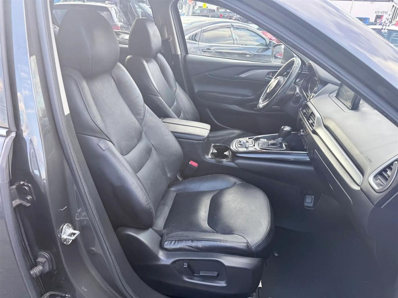 Mazda CX-9 FWD 4dr Touring 2016