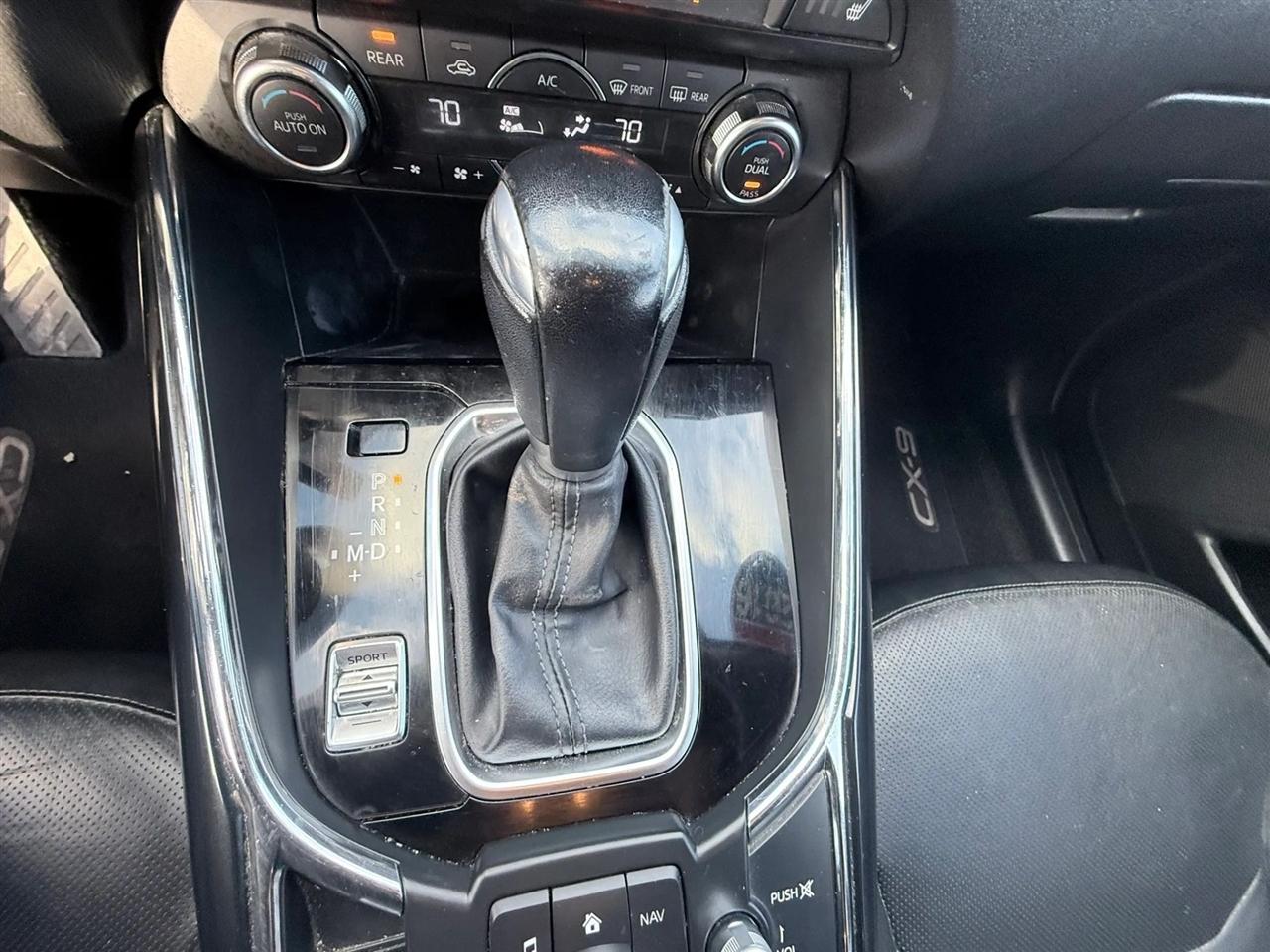 Mazda CX-9 FWD 4dr Touring 2016