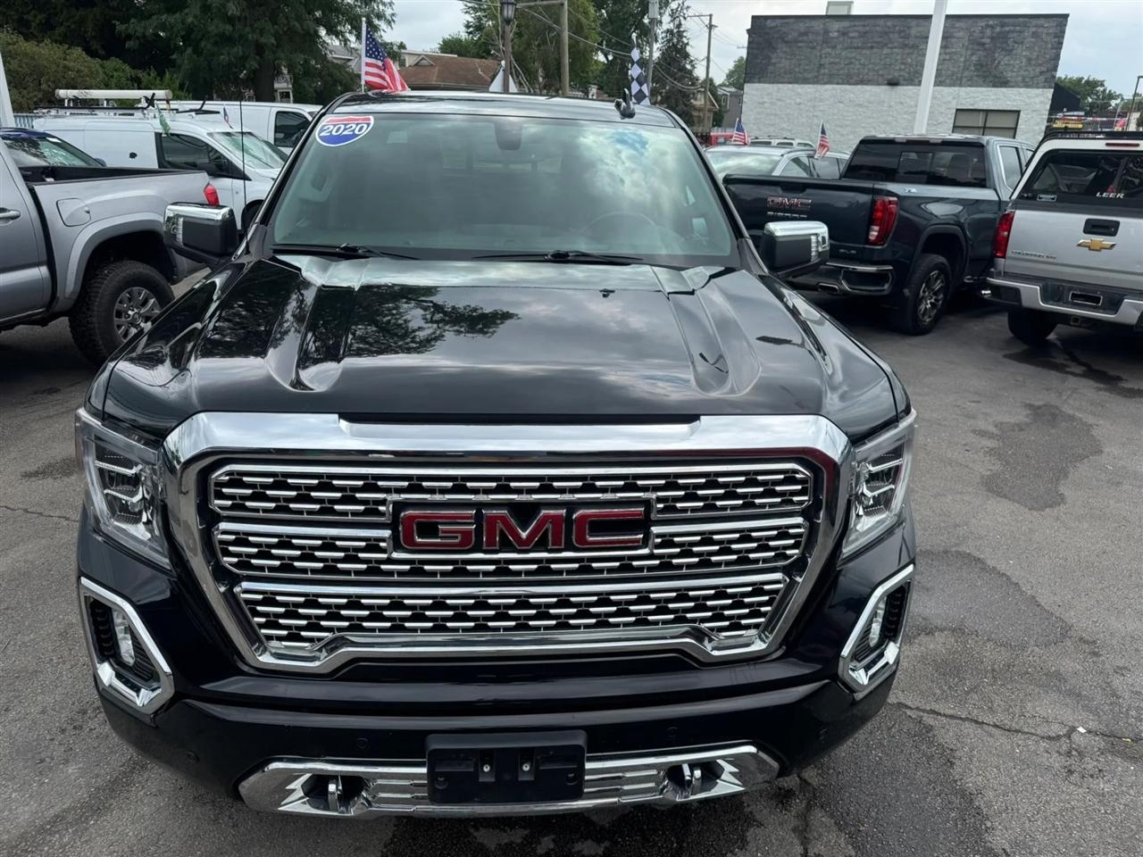 GMC Sierra 1500 4WD Crew Cab 157" Denali 2020