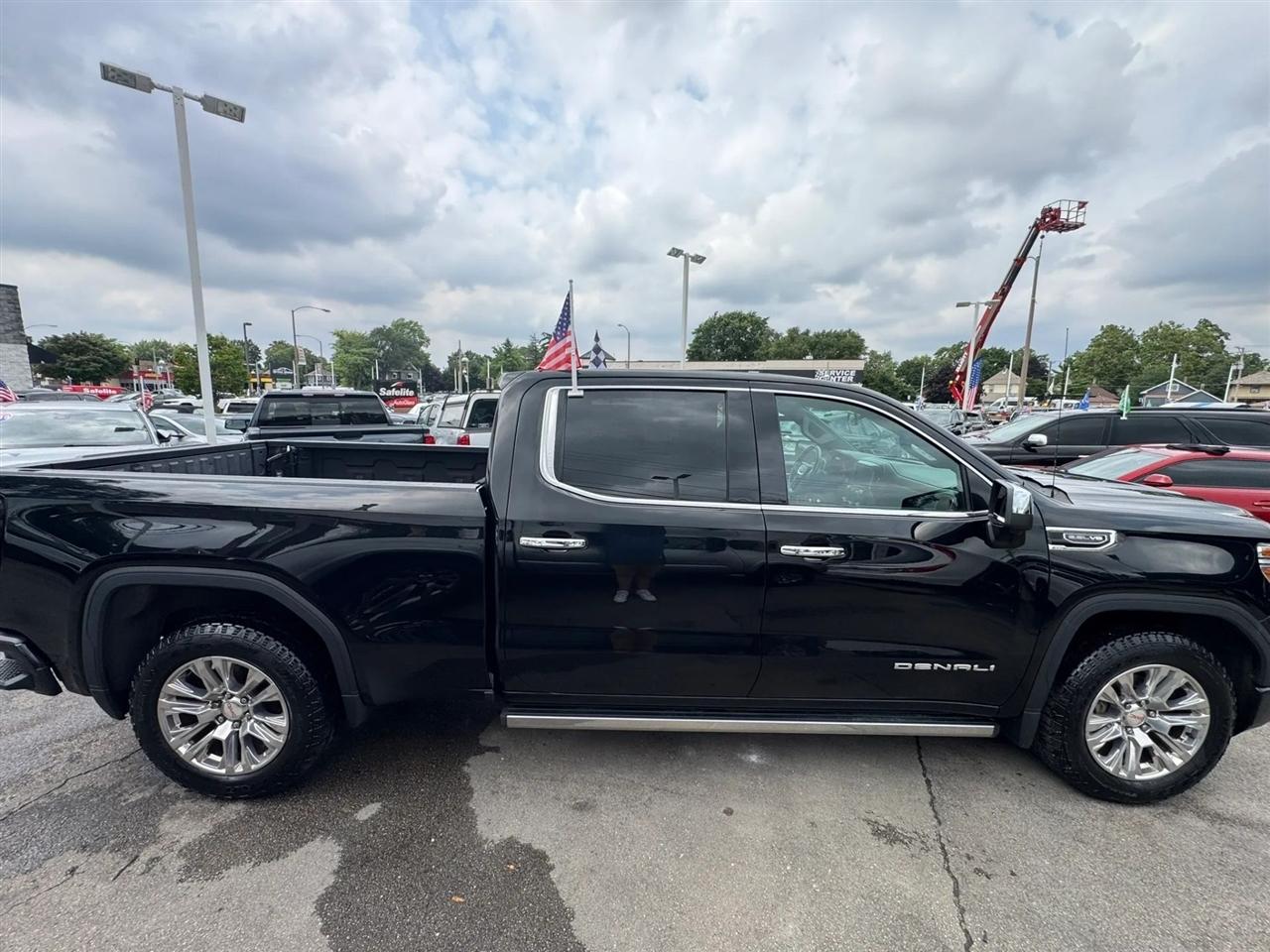 GMC Sierra 1500 4WD Crew Cab 157" Denali 2020