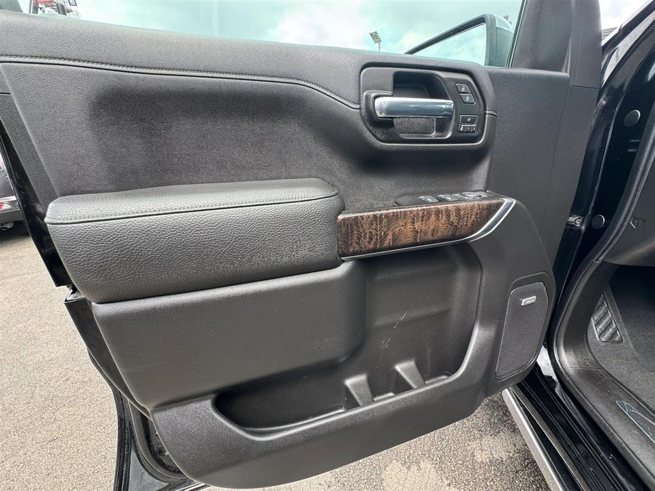 GMC Sierra 1500 4WD Crew Cab 157" Denali 2020