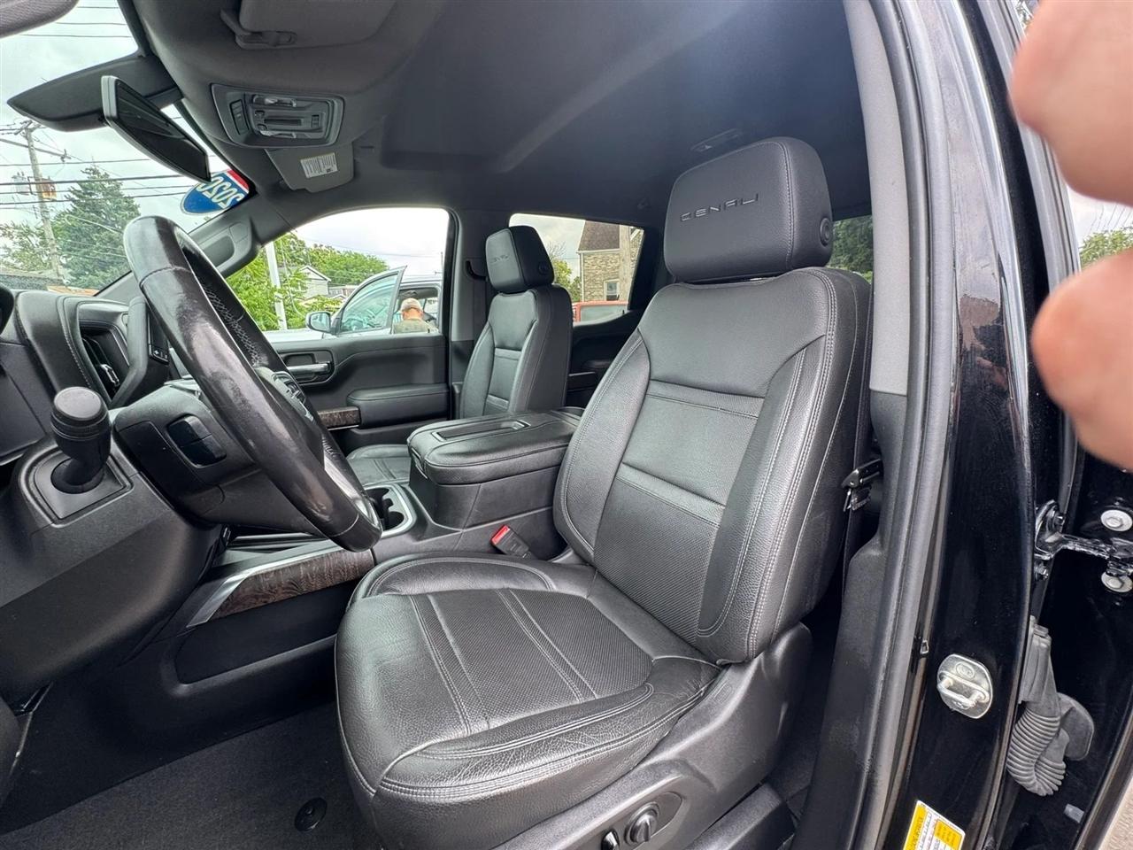 GMC Sierra 1500 4WD Crew Cab 157" Denali 2020