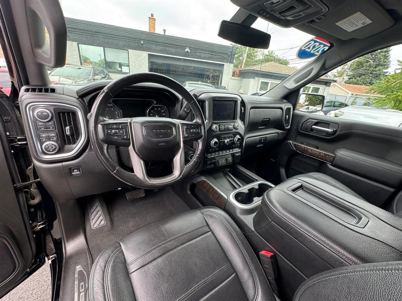 GMC Sierra 1500 4WD Crew Cab 157" Denali 2020