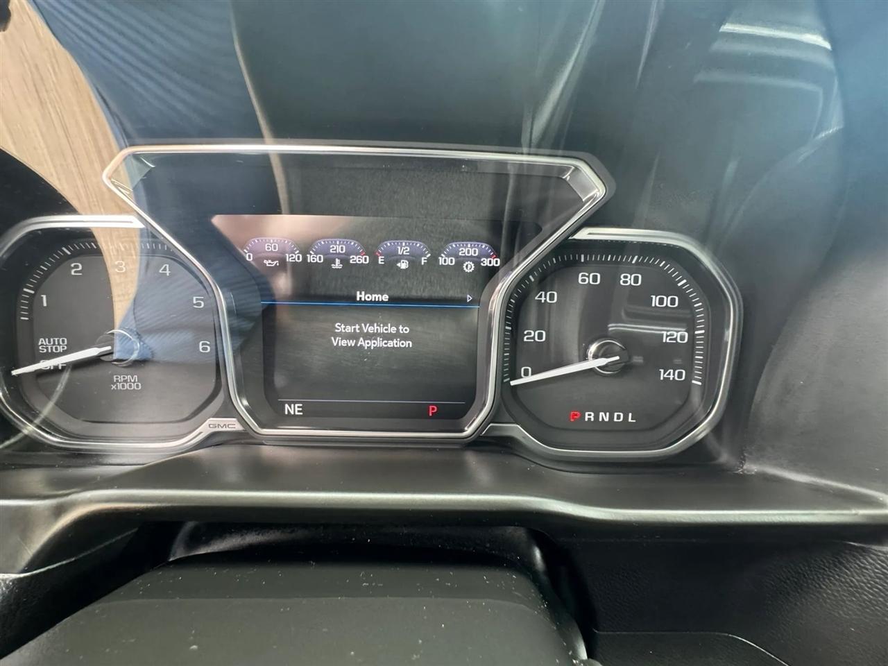 GMC Sierra 1500 4WD Crew Cab 157" Denali 2020