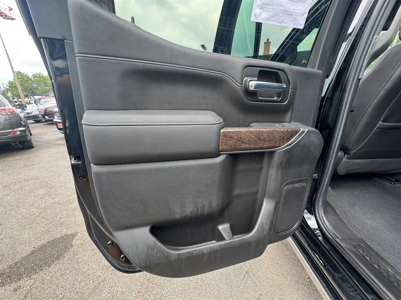 GMC Sierra 1500 4WD Crew Cab 157" Denali 2020