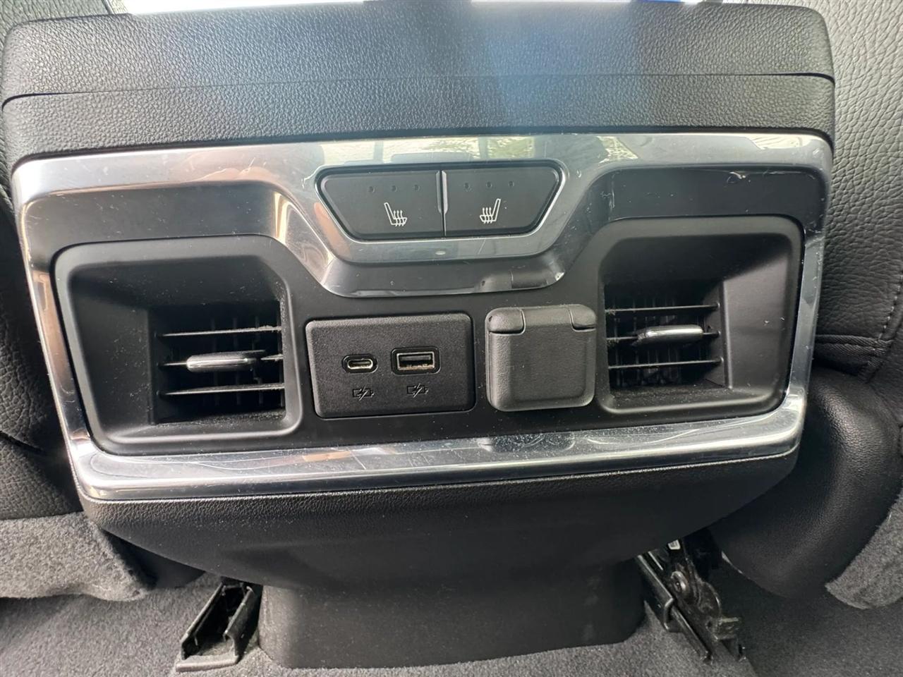 GMC Sierra 1500 4WD Crew Cab 157" Denali 2020