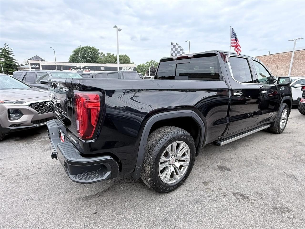 GMC Sierra 1500 4WD Crew Cab 157" Denali 2020