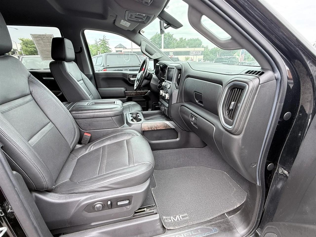 GMC Sierra 1500 4WD Crew Cab 157" Denali 2020