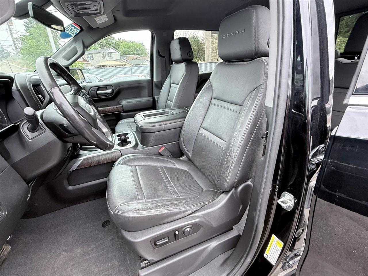 GMC Sierra 1500 4WD Crew Cab 157" Denali 2020