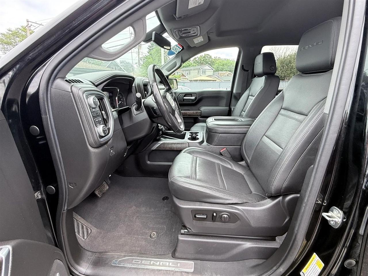 GMC Sierra 1500 4WD Crew Cab 157" Denali 2020