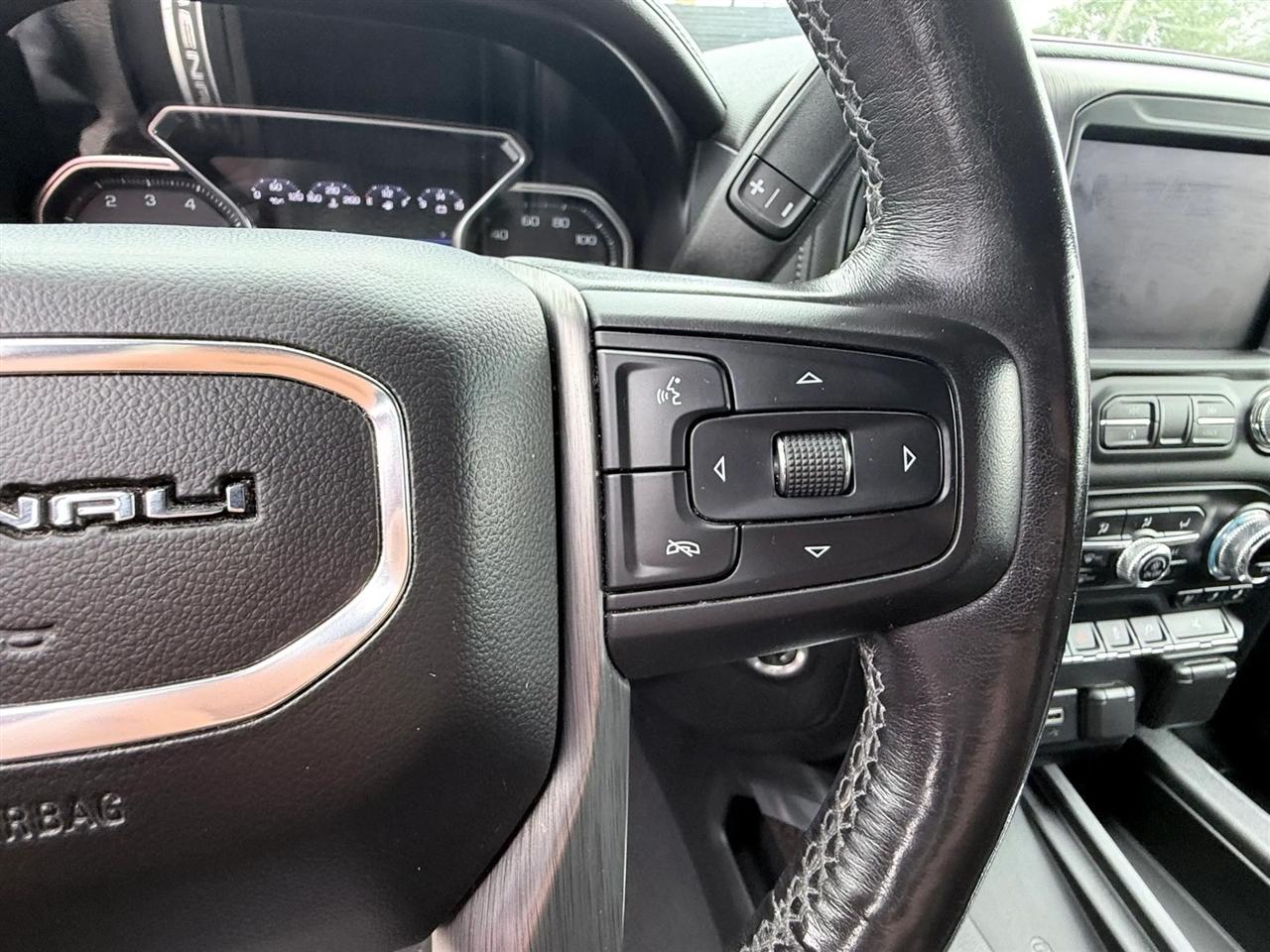 GMC Sierra 1500 4WD Crew Cab 157" Denali 2020