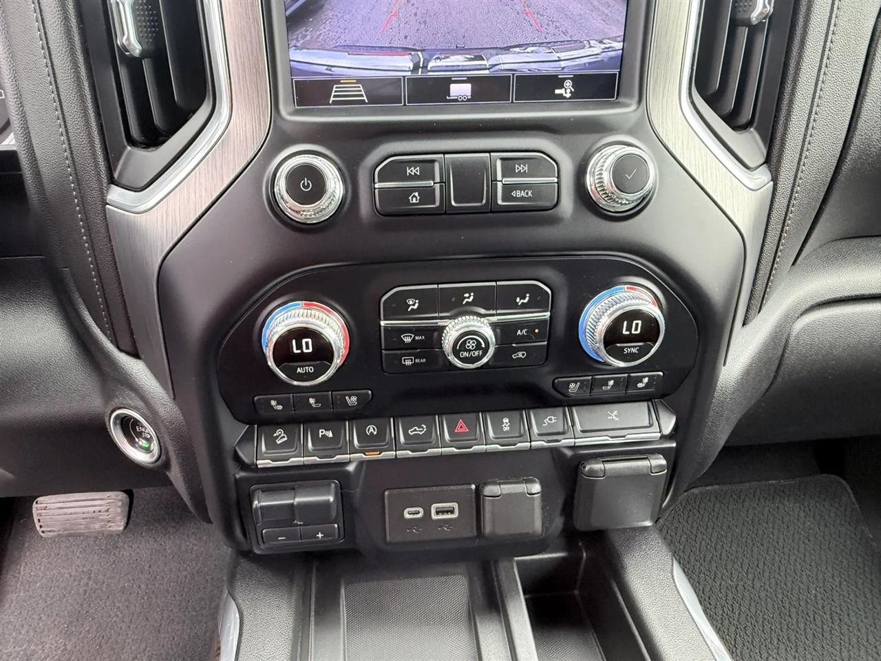 GMC Sierra 1500 4WD Crew Cab 157" Denali 2020