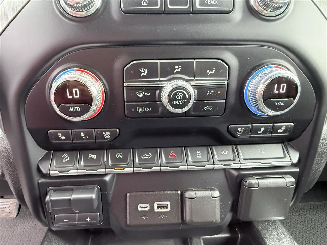 GMC Sierra 1500 4WD Crew Cab 157" Denali 2020