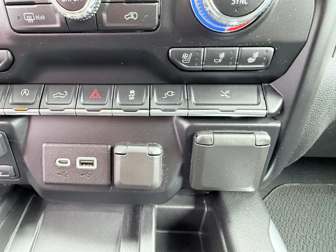 GMC Sierra 1500 4WD Crew Cab 157" Denali 2020