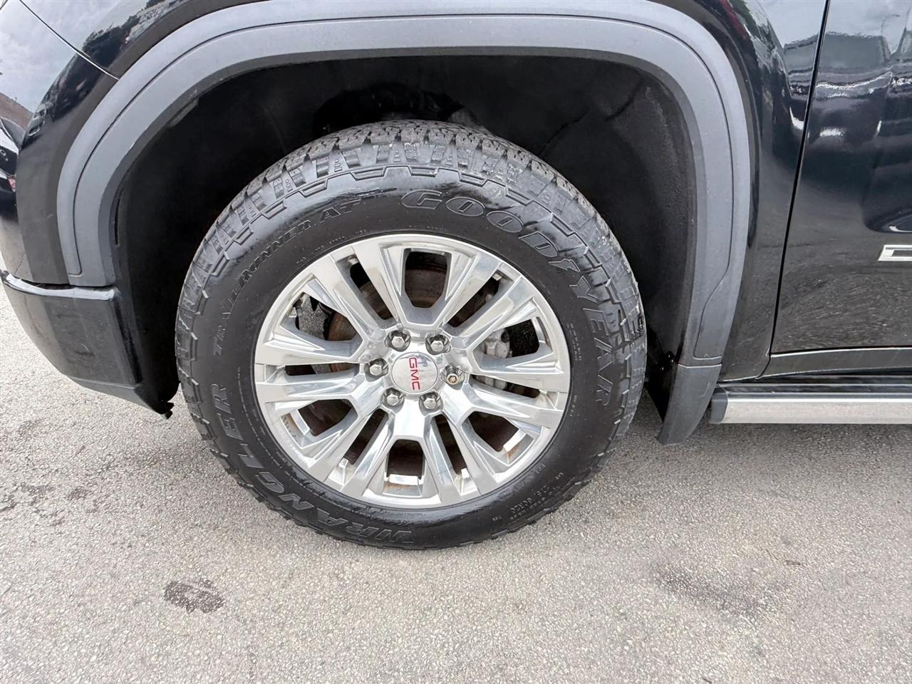 GMC Sierra 1500 4WD Crew Cab 157" Denali 2020