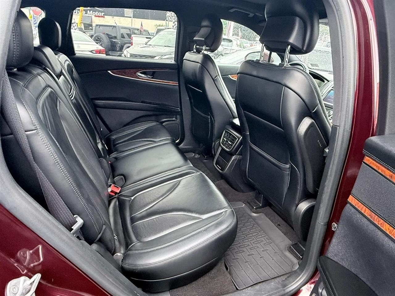 Lincoln Nautilus Select FWD 2019