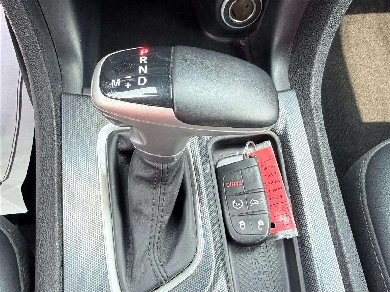 Dodge Charger 4dr Sdn Road/Track RWD 2015