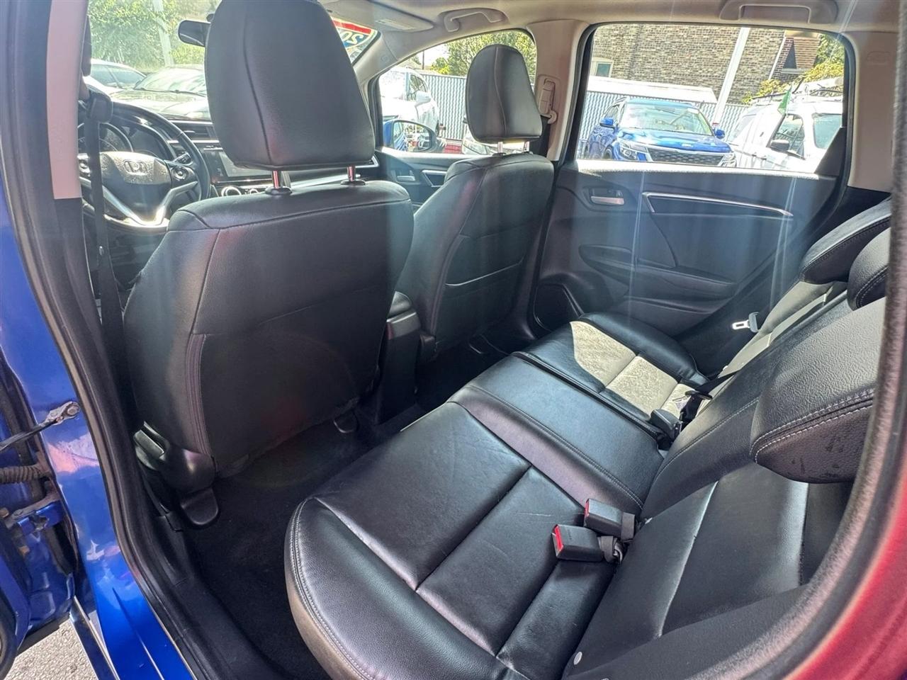 Honda Fit 5dr HB CVT EX-L 2015