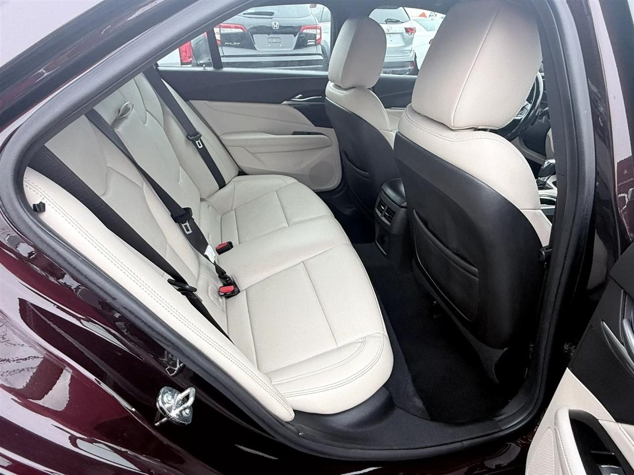 Cadillac CT4 4dr Sdn Premium Luxury 2020