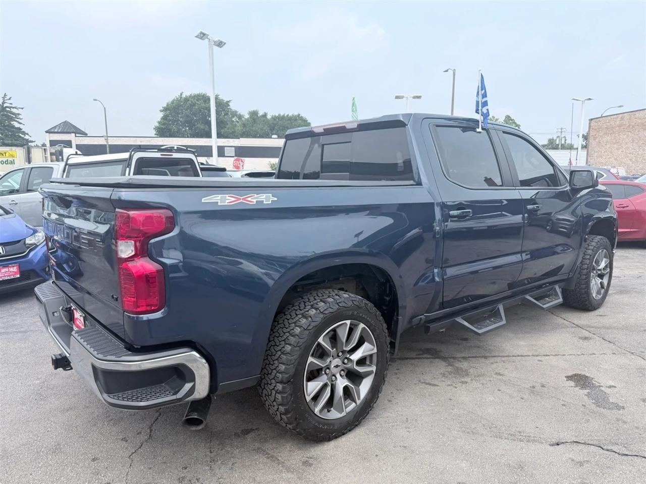 Chevrolet Silverado 1500 4WD Crew Cab 147" LT w/1LT 2021