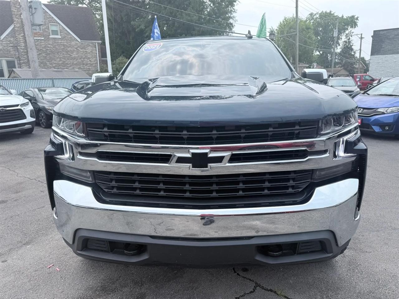 Chevrolet Silverado 1500 4WD Crew Cab 147" LT w/1LT 2021