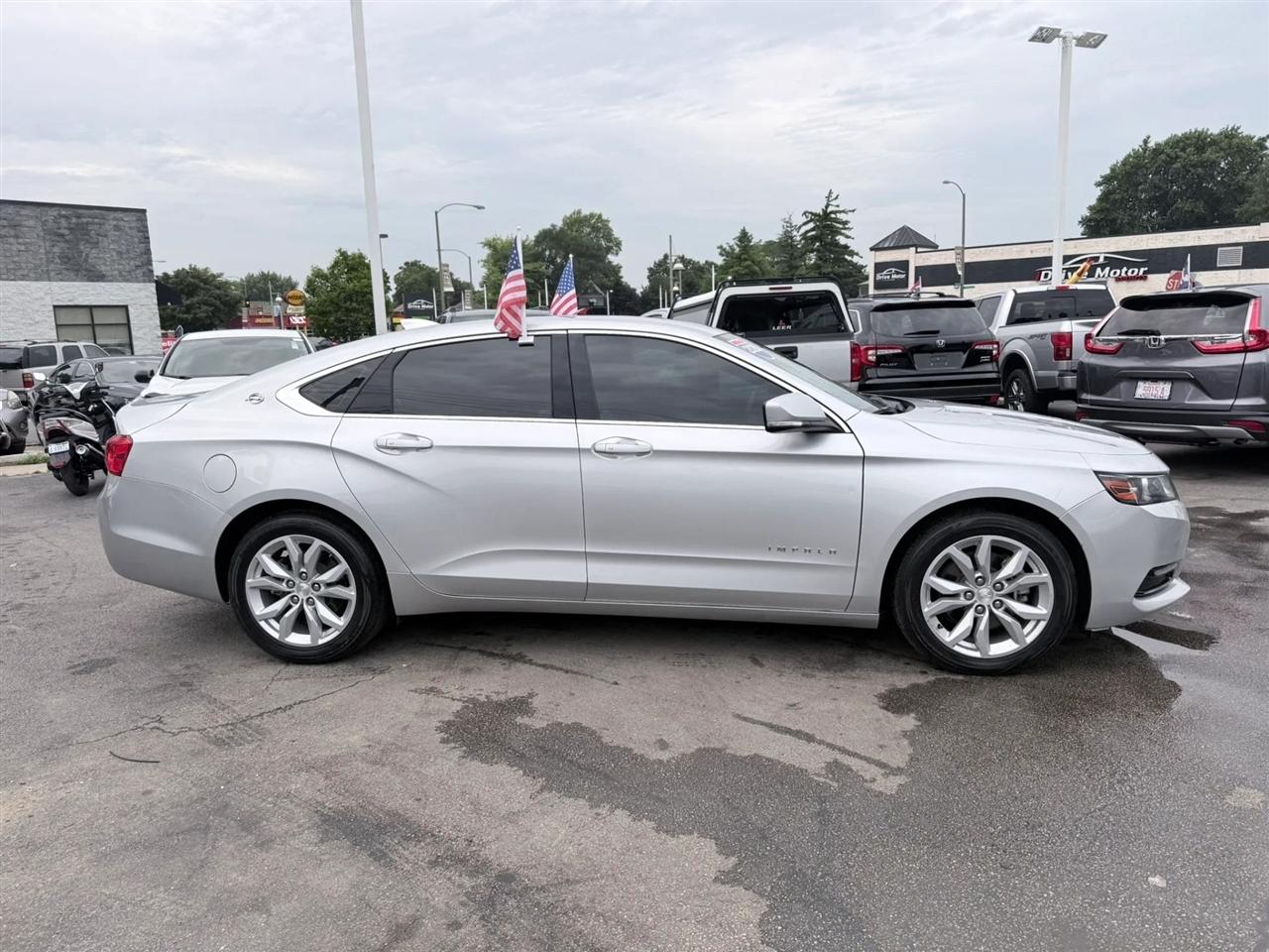 Chevrolet Impala 4dr Sdn LT w/1LT 2020