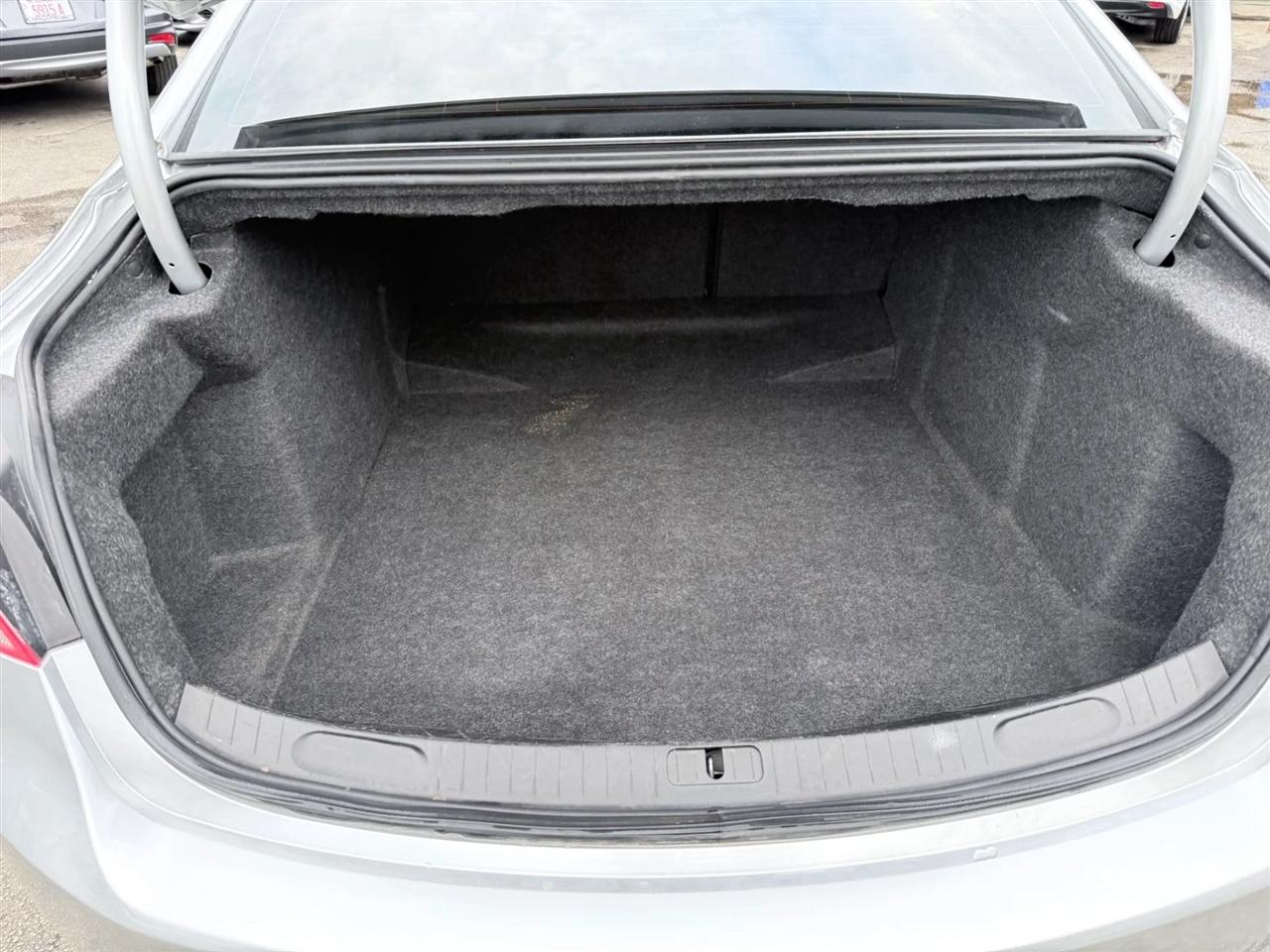 Chevrolet Impala 4dr Sdn LT w/1LT 2020