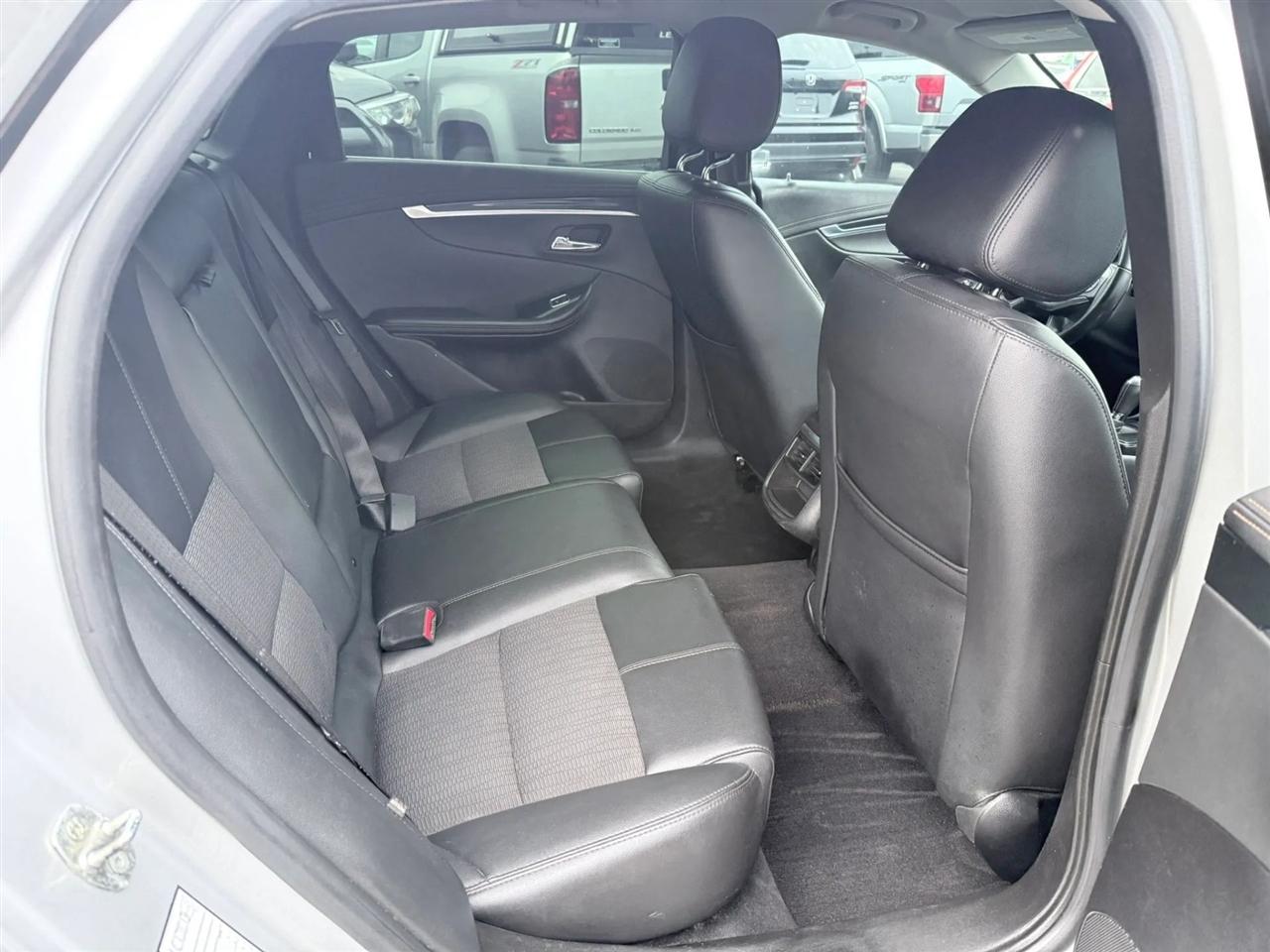 Chevrolet Impala 4dr Sdn LT w/1LT 2020