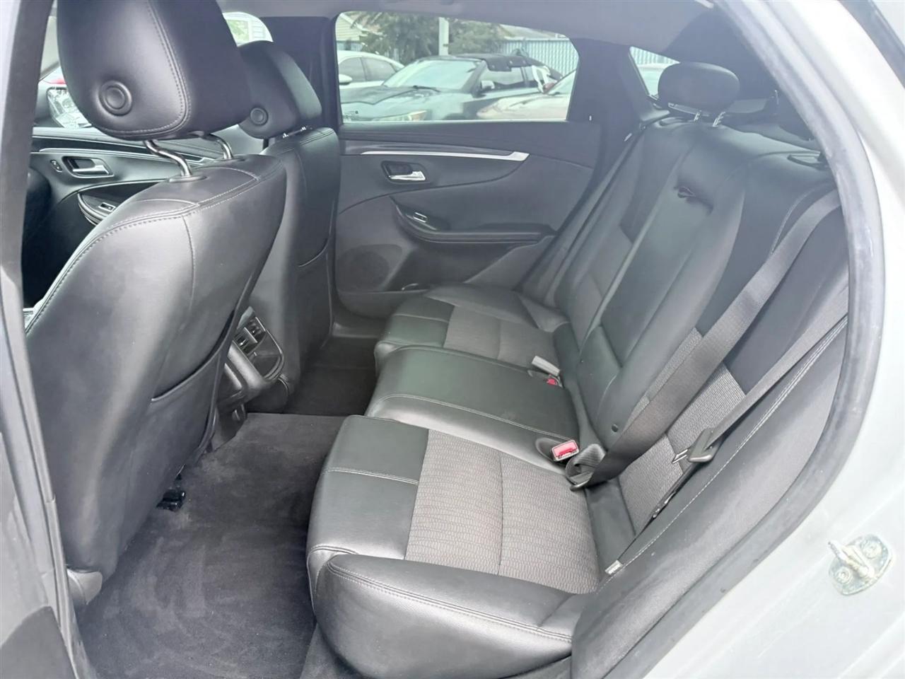 Chevrolet Impala 4dr Sdn LT w/1LT 2020
