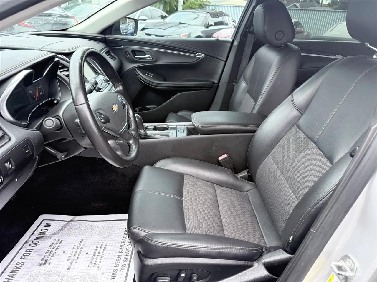 Chevrolet Impala 4dr Sdn LT w/1LT 2020