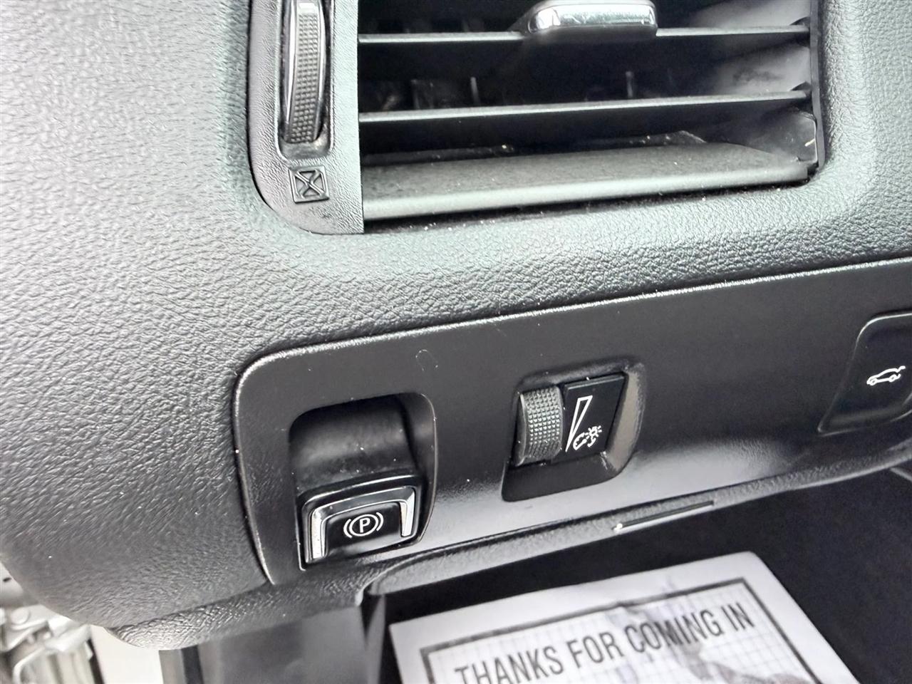 Chevrolet Impala 4dr Sdn LT w/1LT 2020