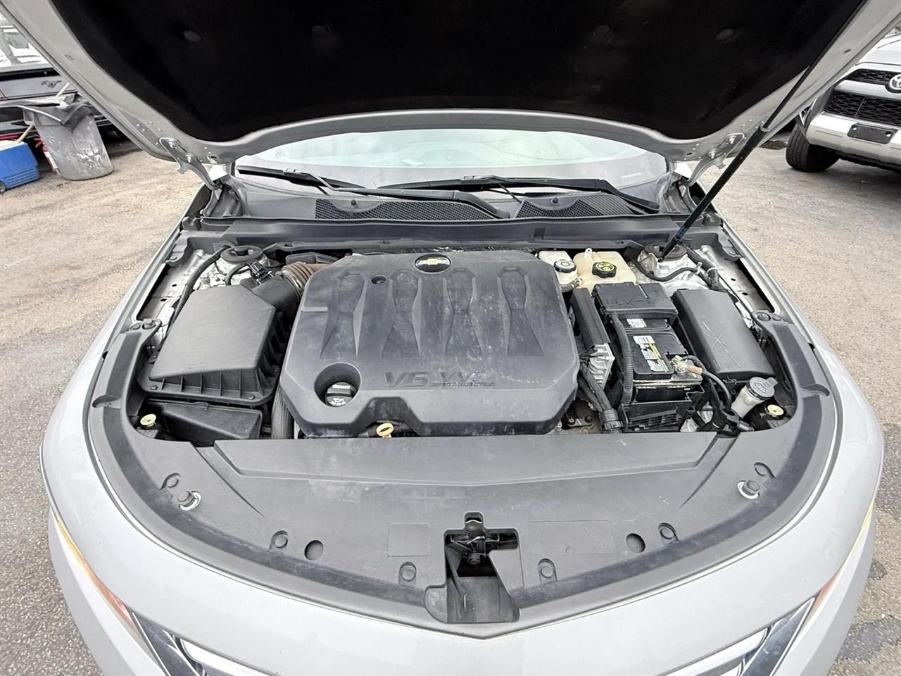 Chevrolet Impala 4dr Sdn LT w/1LT 2020