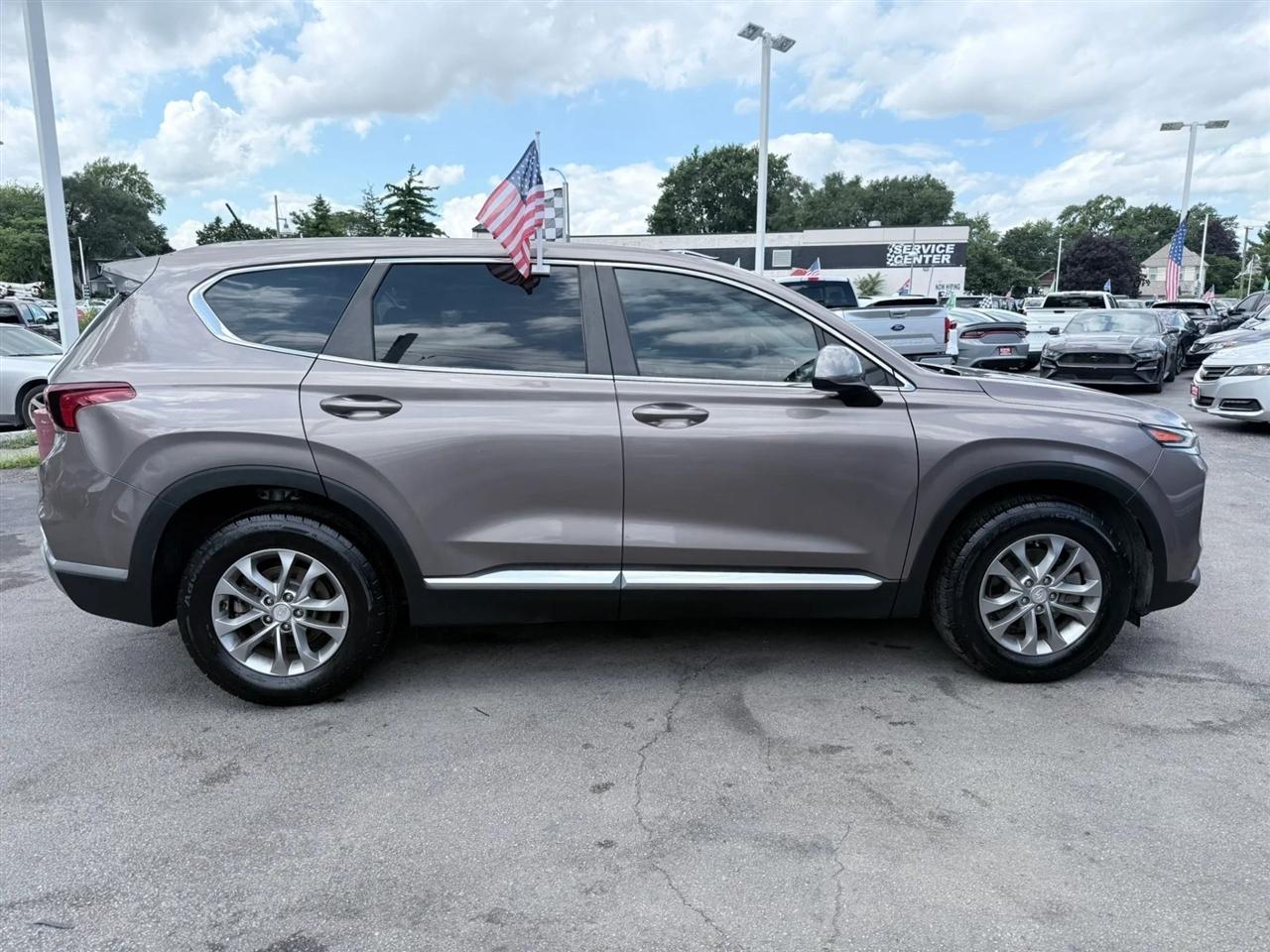 Hyundai Santa Fe SE 2.4L Auto FWD 2019