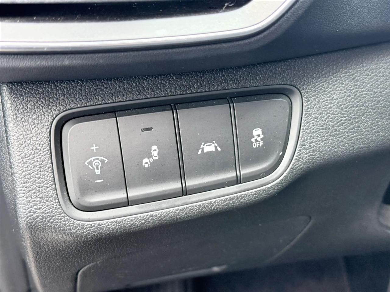 Hyundai Santa Fe SE 2.4L Auto FWD 2019
